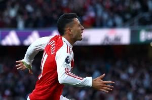 马丁内利：约克雷斯一个赛季能进30-40个，我们会多给他传球