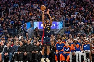 穆迪8分钟轰7记三分破个人生涯纪录 此前2次命中6记三分&本月1次